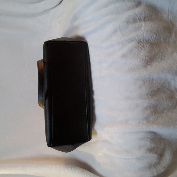 Coach Ava - Picture 4 of 6